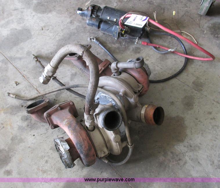 image for item I3889 Assorted truck parts