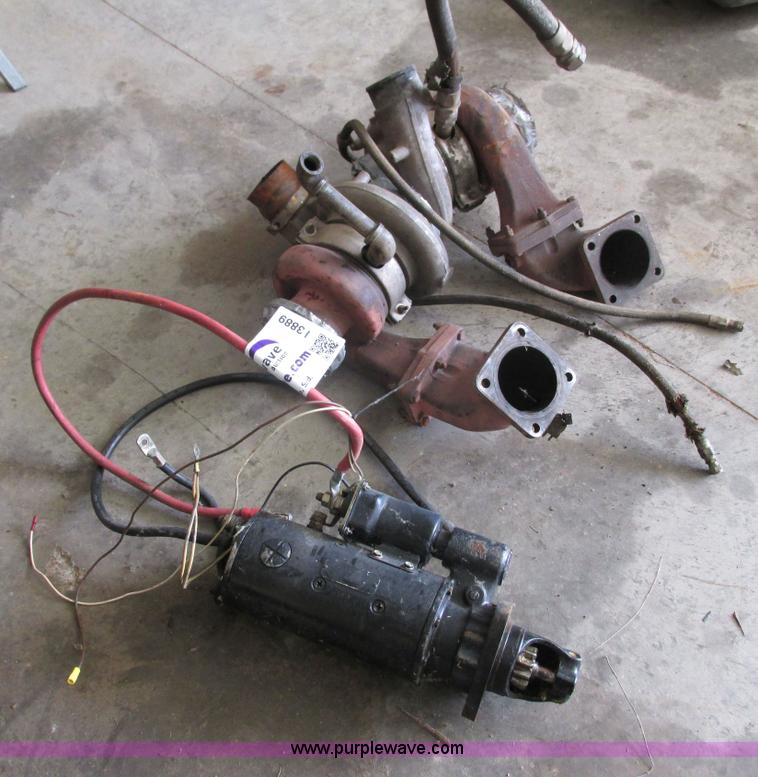 image for item I3889 Assorted truck parts