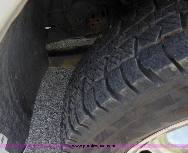 image for item I4677 2007 Ford F350 Super Duty XL utility truck