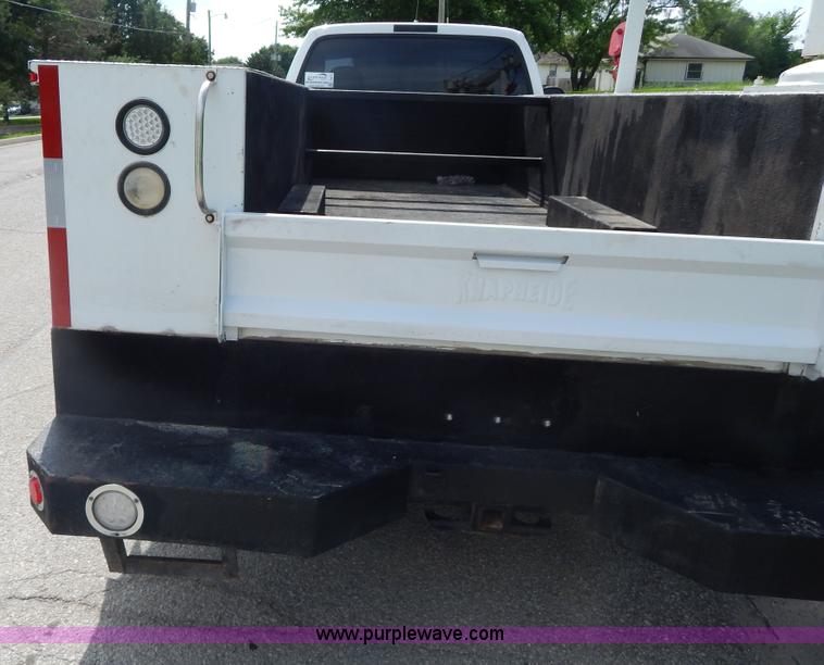 image for item I4677 2007 Ford F350 Super Duty XL utility truck