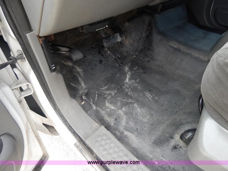 image for item I4677 2007 Ford F350 Super Duty XL utility truck