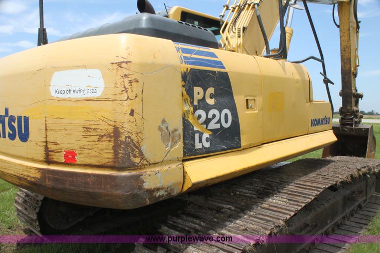 image for item I7315 2006 Komatsu PC220LC-8 excavator