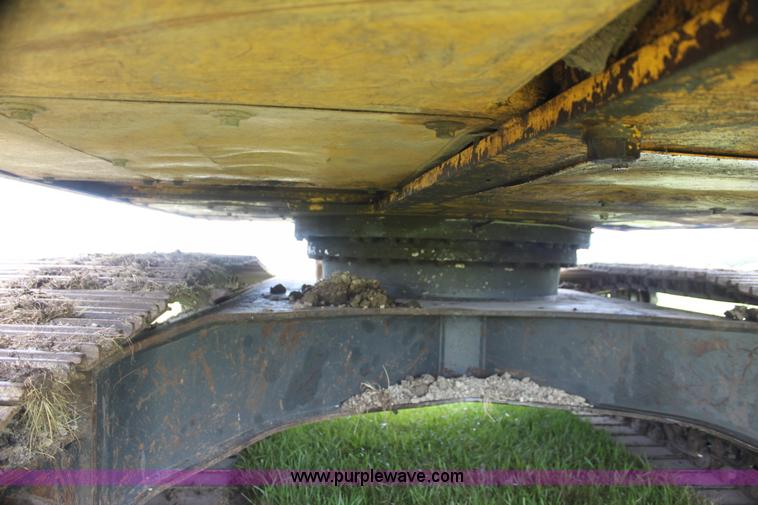 image for item I7315 2006 Komatsu PC220LC-8 excavator