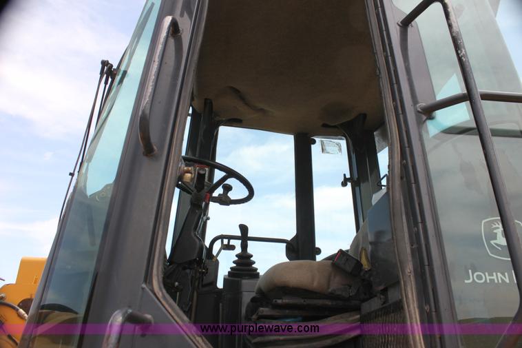 image for item I7316 2003 John Deere 624H wheel loader