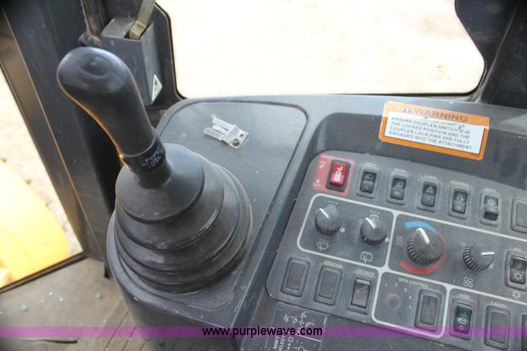 image for item I7316 2003 John Deere 624H wheel loader