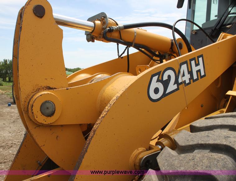 image for item I7316 2003 John Deere 624H wheel loader