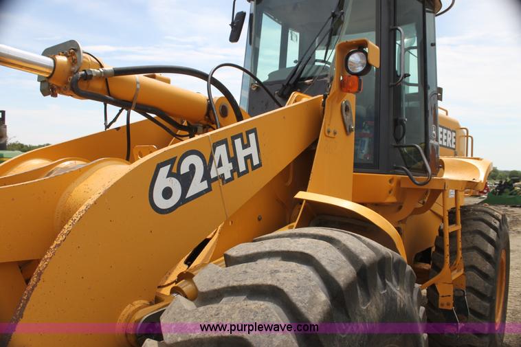 image for item I7316 2003 John Deere 624H wheel loader