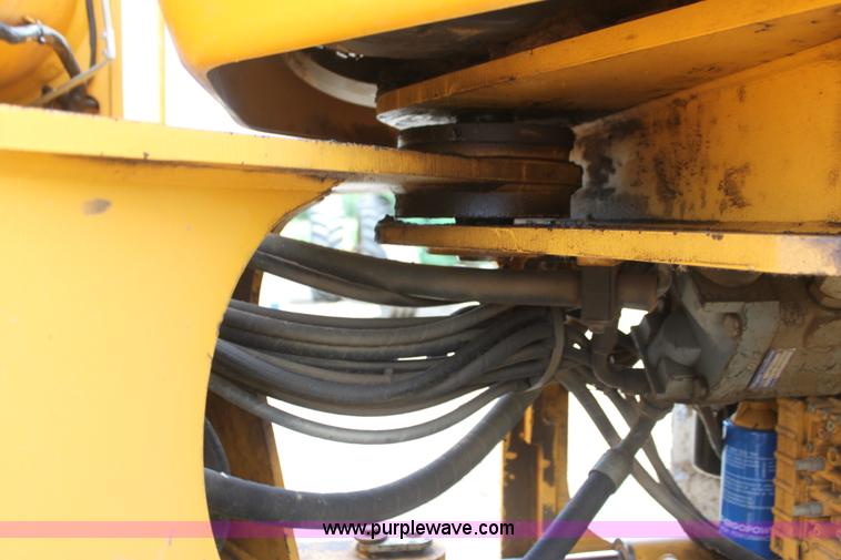 image for item I7316 2003 John Deere 624H wheel loader