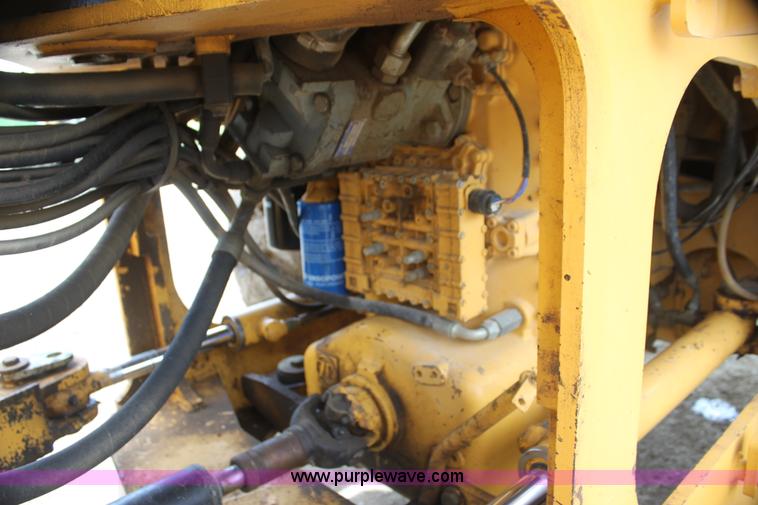 image for item I7316 2003 John Deere 624H wheel loader