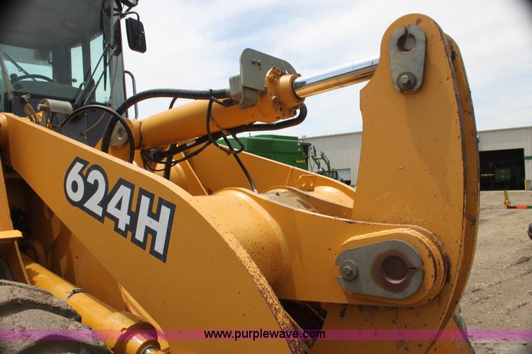 image for item I7316 2003 John Deere 624H wheel loader