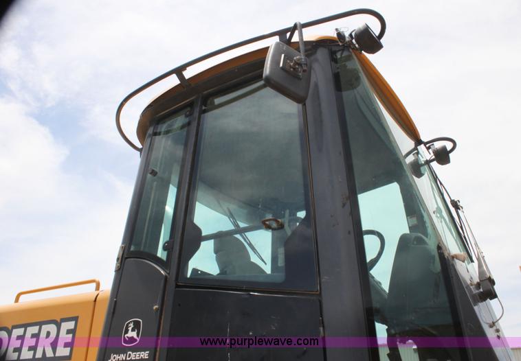 image for item I7316 2003 John Deere 624H wheel loader