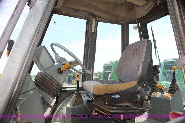 image for item I7318 1992 JCB 215S backhoe