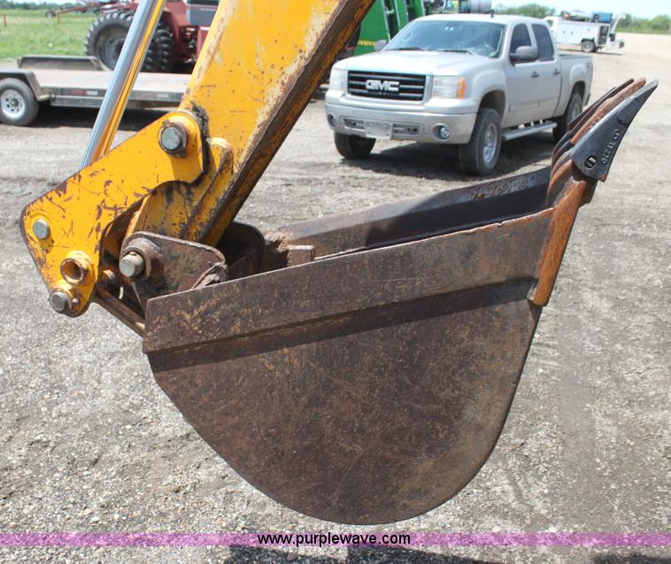 image for item I7318 1992 JCB 215S backhoe