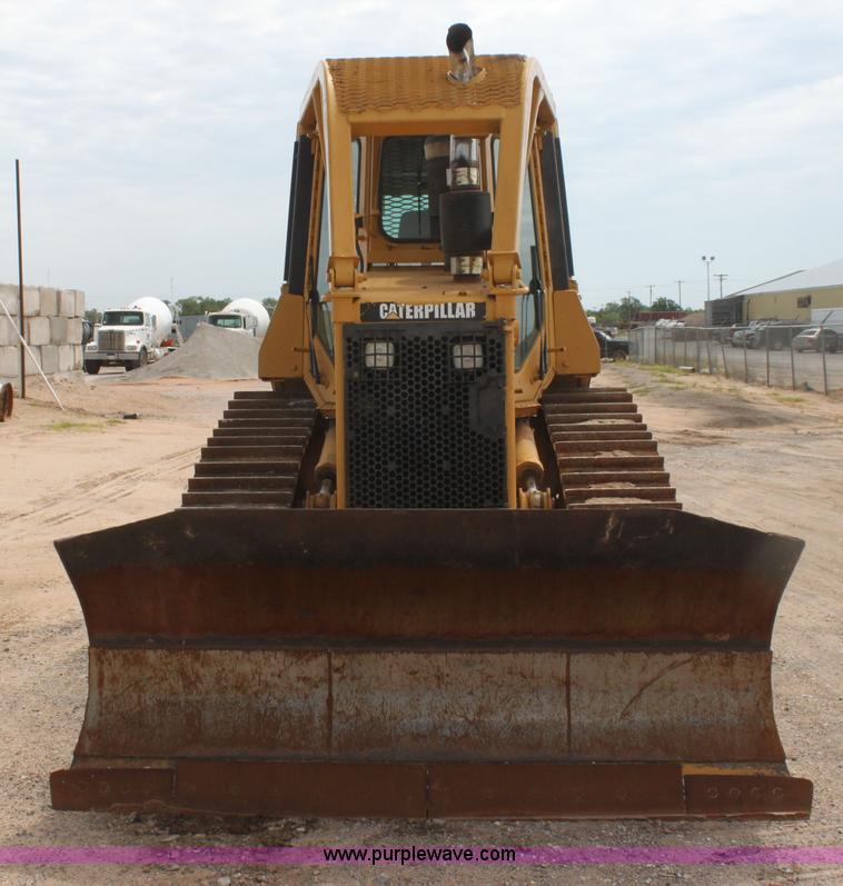 image for item I7338 1993 Caterpillar D4H XL dozer