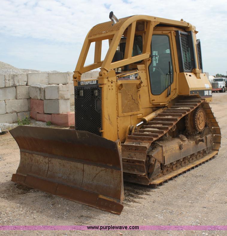 image for item I7338 1993 Caterpillar D4H XL dozer