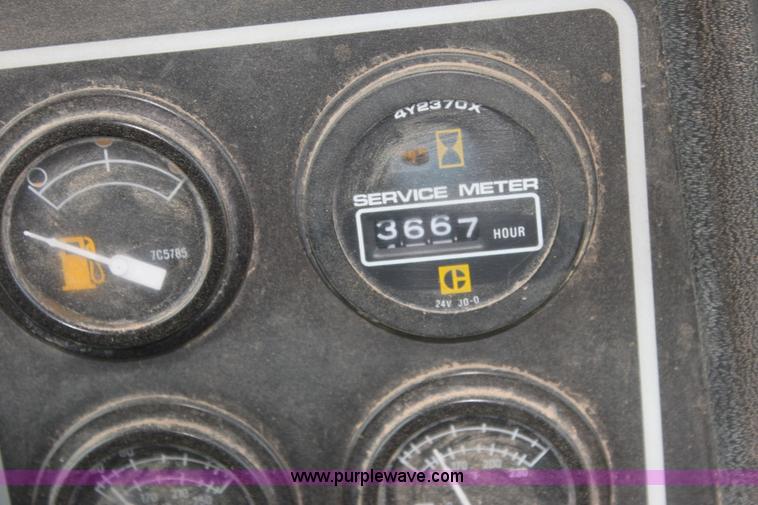 image for item I7338 1993 Caterpillar D4H XL dozer