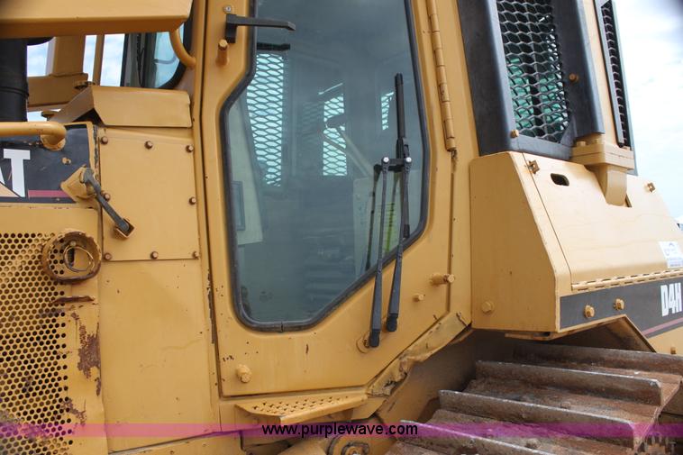 image for item I7338 1993 Caterpillar D4H XL dozer