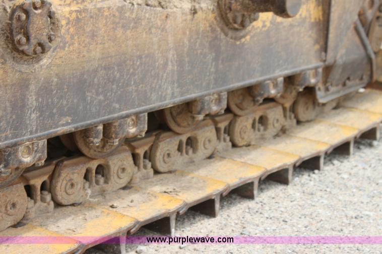 image for item I7338 1993 Caterpillar D4H XL dozer