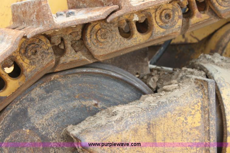 image for item I7338 1993 Caterpillar D4H XL dozer