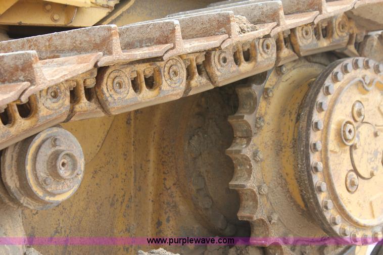 image for item I7338 1993 Caterpillar D4H XL dozer