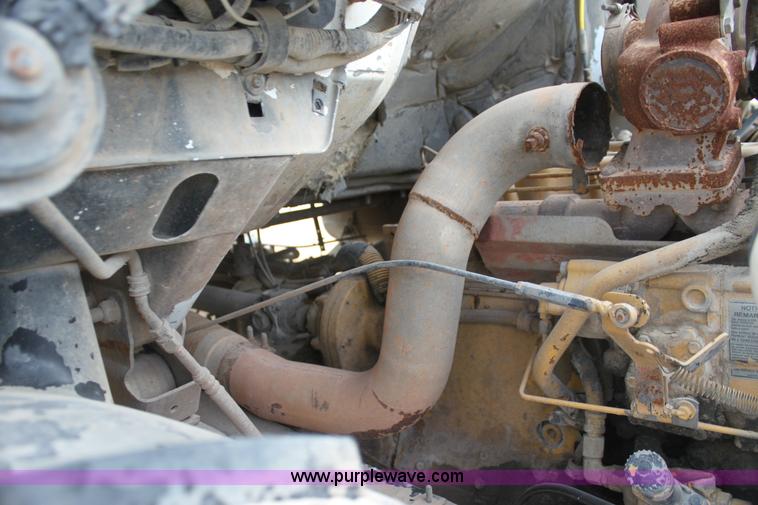 image for item I7339 1999 Sterling L9511 mixer truck