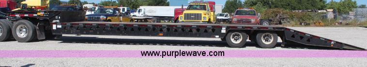 image for item J1197 2005 Trail King TK70HT-482 hydra-tail trailer