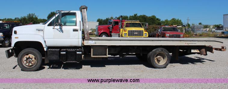 image for item J1198 1994 Chevrolet Kodiak rollback truck