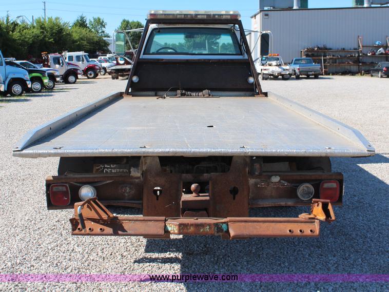 image for item J1198 1994 Chevrolet Kodiak rollback truck