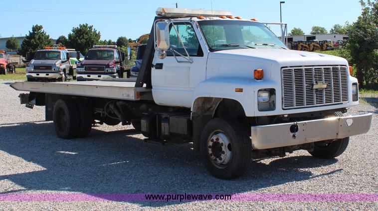 image for item J1198 1994 Chevrolet Kodiak rollback truck