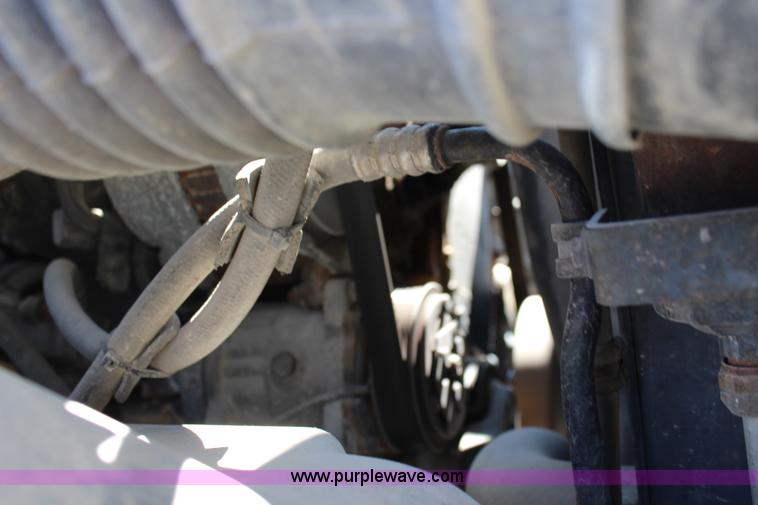 image for item J1198 1994 Chevrolet Kodiak rollback truck