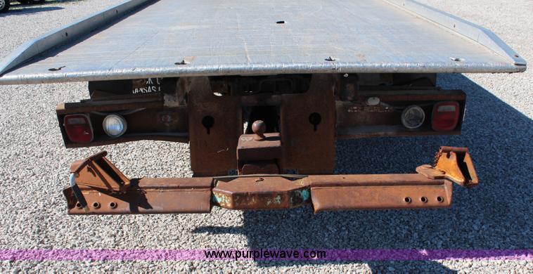image for item J1198 1994 Chevrolet Kodiak rollback truck