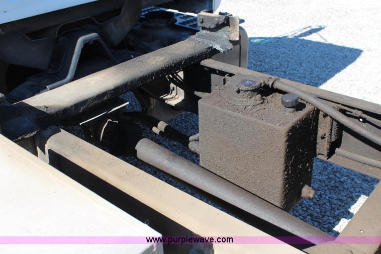 image for item J1198 1994 Chevrolet Kodiak rollback truck