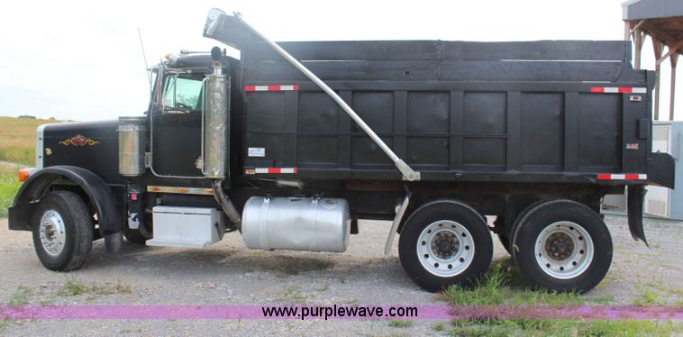 image for item J1216 1990 Peterbilt 379 dump truck