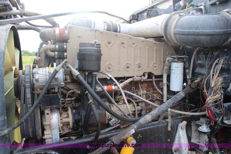 image for item J1216 1990 Peterbilt 379 dump truck