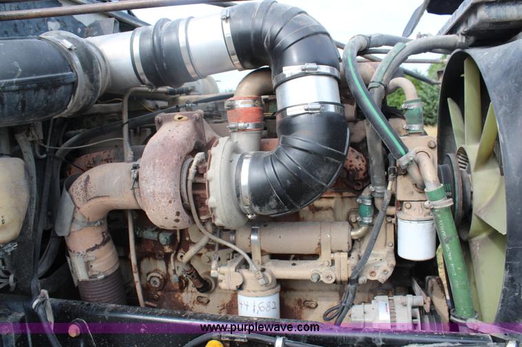 image for item J1216 1990 Peterbilt 379 dump truck