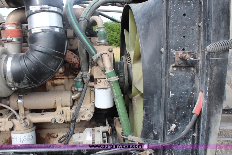 image for item J1216 1990 Peterbilt 379 dump truck