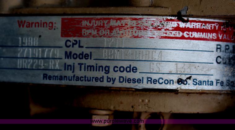 image for item J1216 1990 Peterbilt 379 dump truck