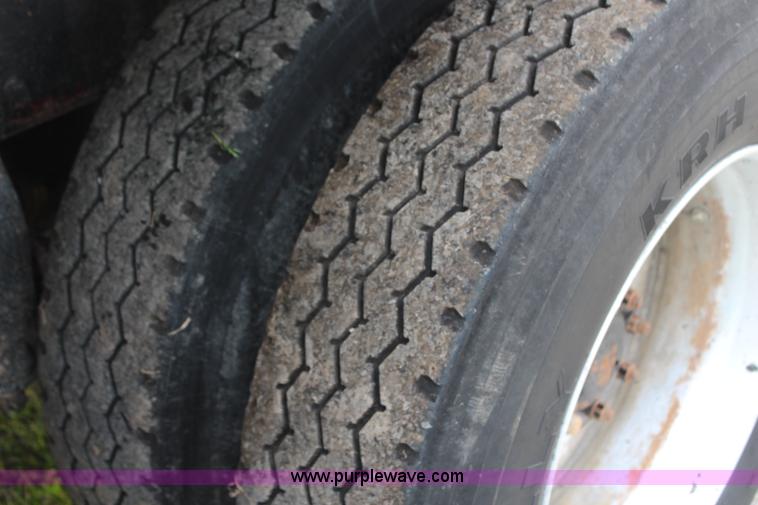 image for item J1216 1990 Peterbilt 379 dump truck