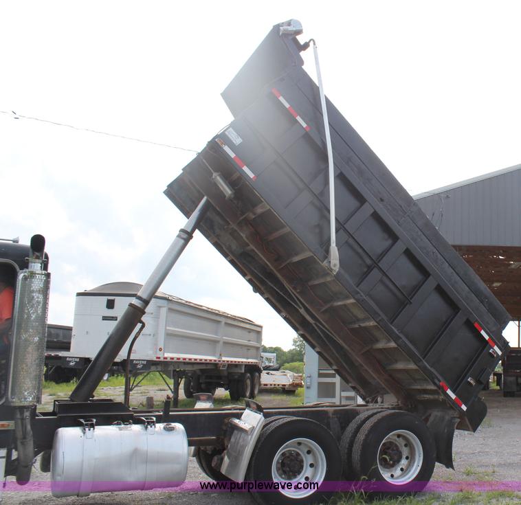 image for item J1216 1990 Peterbilt 379 dump truck