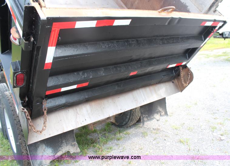 image for item J1216 1990 Peterbilt 379 dump truck