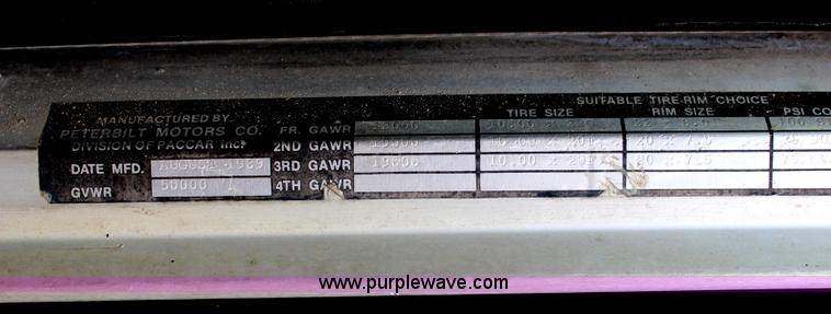 image for item J1216 1990 Peterbilt 379 dump truck