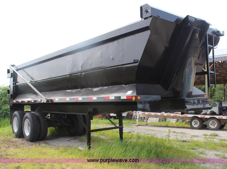 image for item J1247 2000 Dierzen barrel end dump trailer