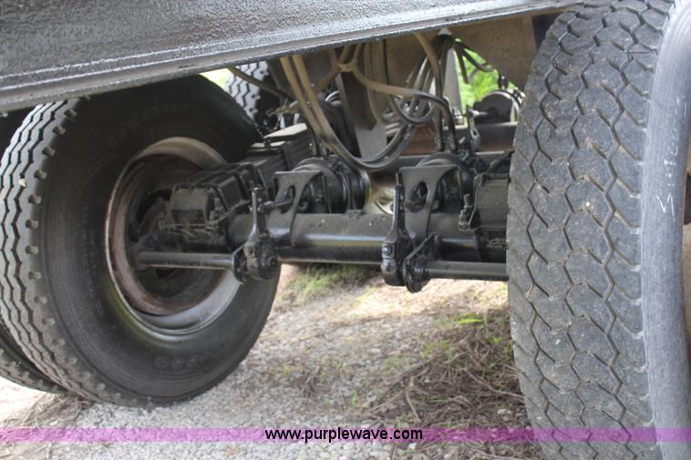 image for item J1247 2000 Dierzen barrel end dump trailer