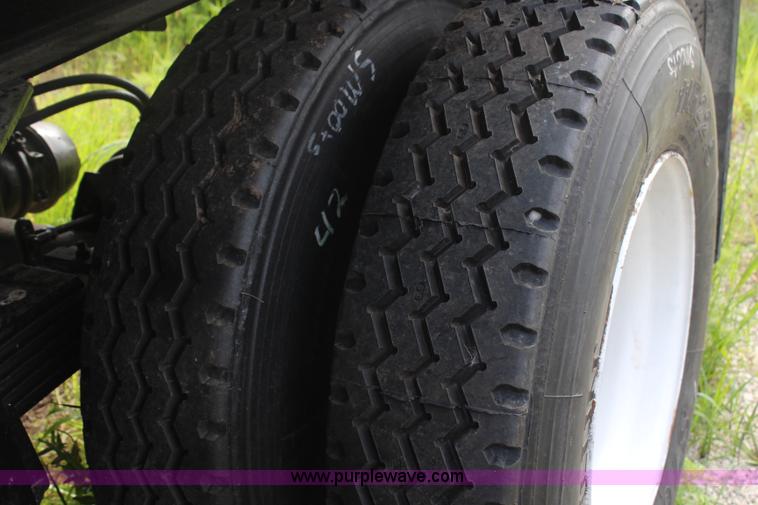 image for item J1247 2000 Dierzen barrel end dump trailer