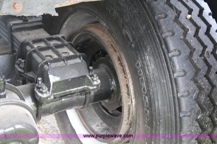 image for item J1247 2000 Dierzen barrel end dump trailer