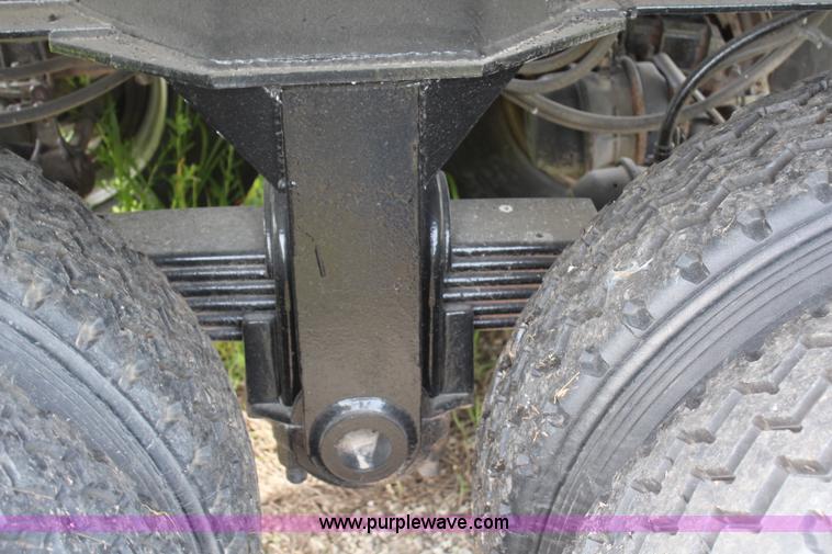 image for item J1247 2000 Dierzen barrel end dump trailer