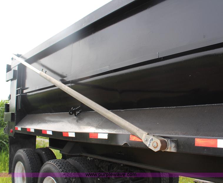 image for item J1247 2000 Dierzen barrel end dump trailer