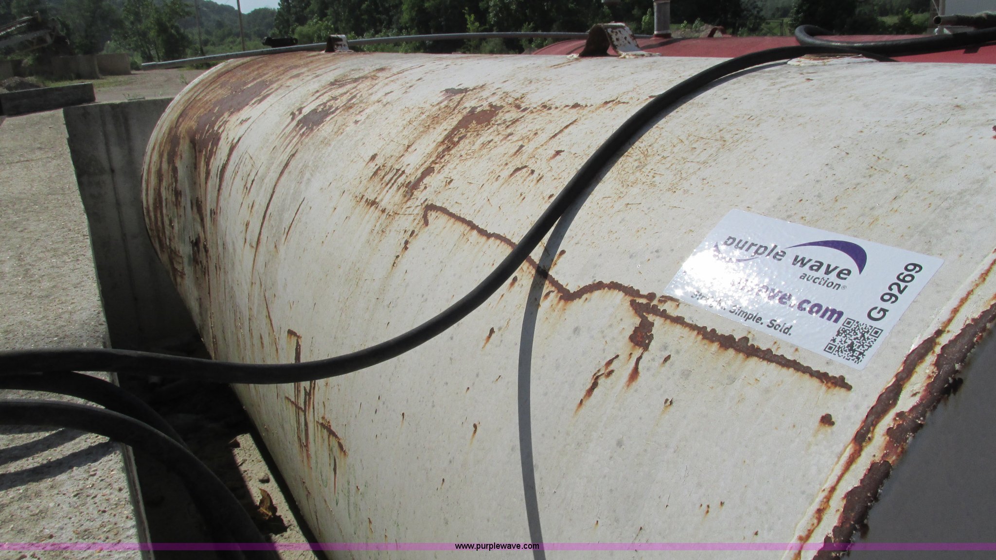Fuel tank in Waynesville, MO Item G9269 sold Purple Wave