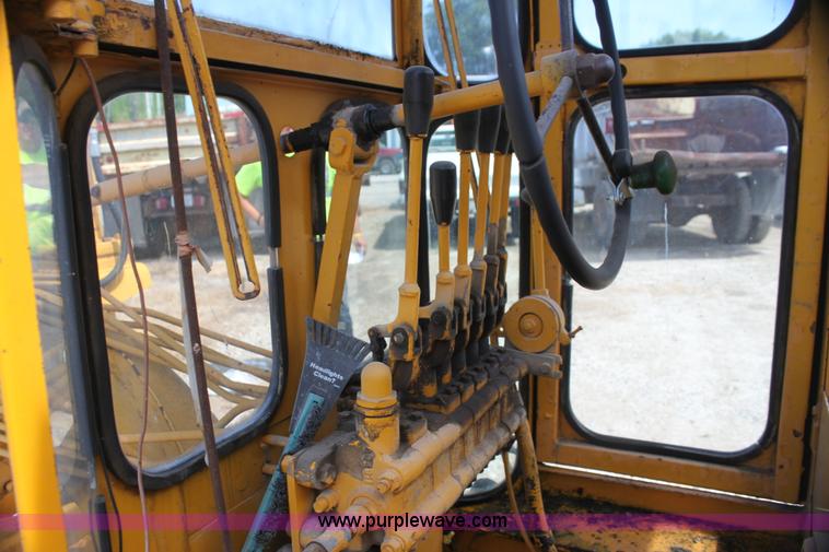 image for item AJ9396 Galion 503 motor grader