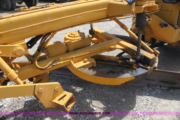 image for item AJ9396 Galion 503 motor grader